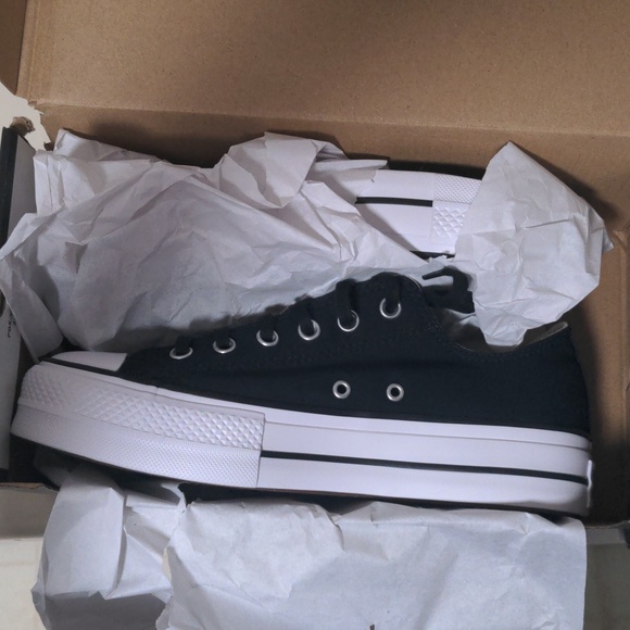 SOLD Converse CTAS Lift Lo Platform Sneakers in Black sz 10 NEW - Picture 10 of 10